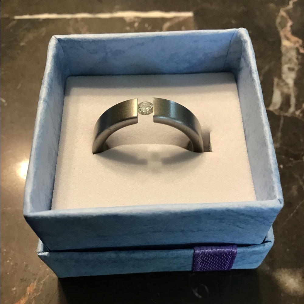 TeNo Stainless w/diamond ring size 5.75